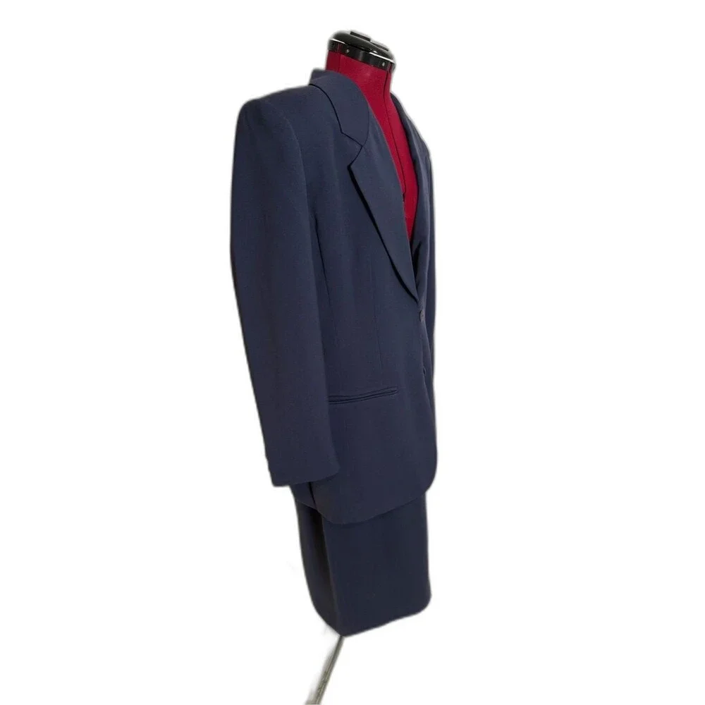 NWT Valerie Stevens Skirt Suit Size 16 Navy Blue 2-Piece Set Blazer & Skirt